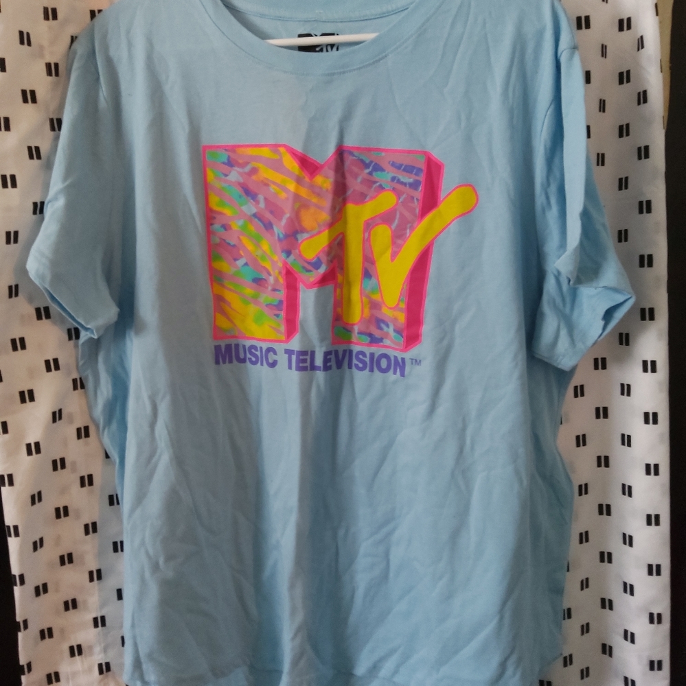MTV t-shirt